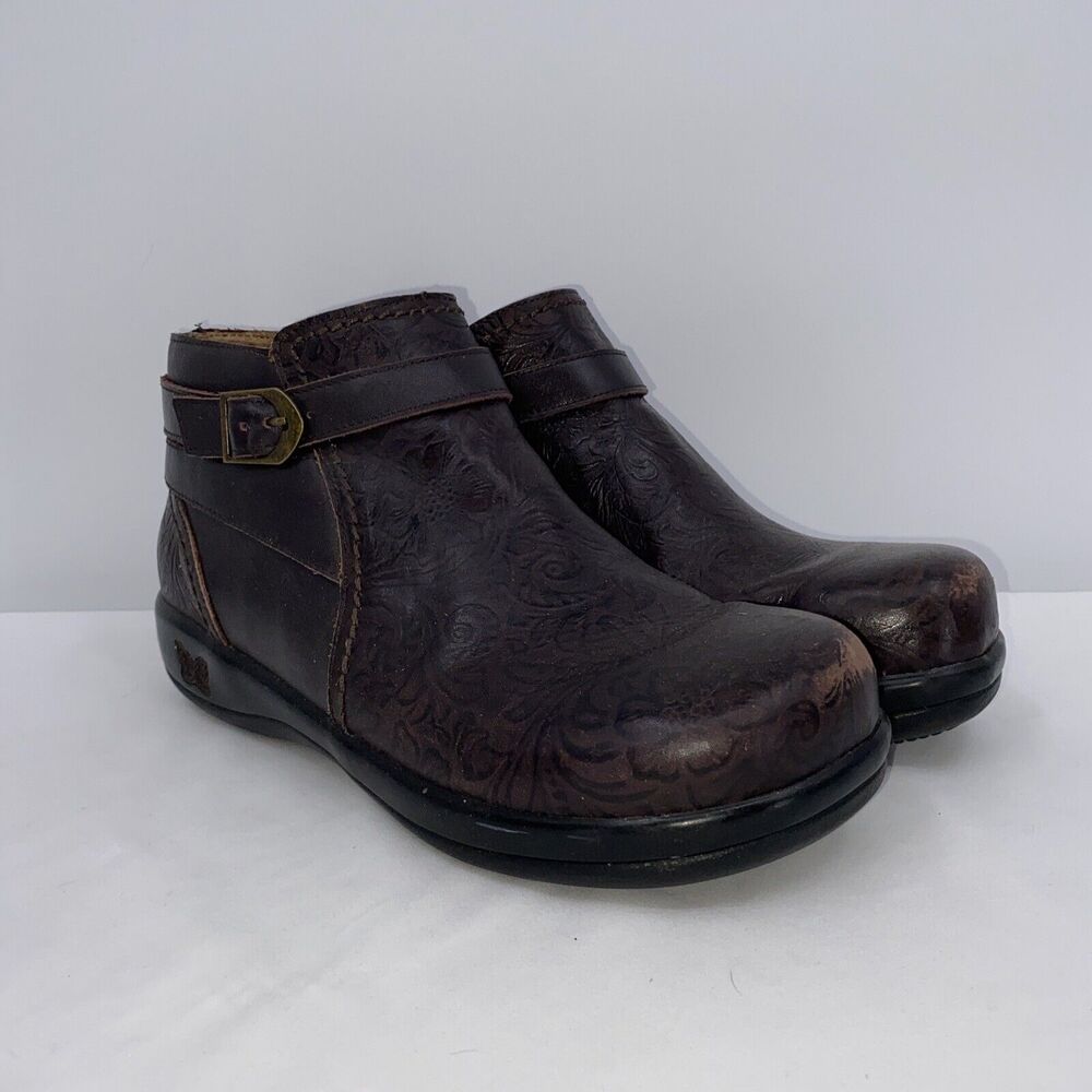 Alegria Womens Leather Slip Resistant Dylan Molasses Tooled Boots Brown Size 39